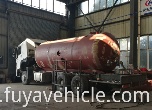 LPG Tank Trailer 16